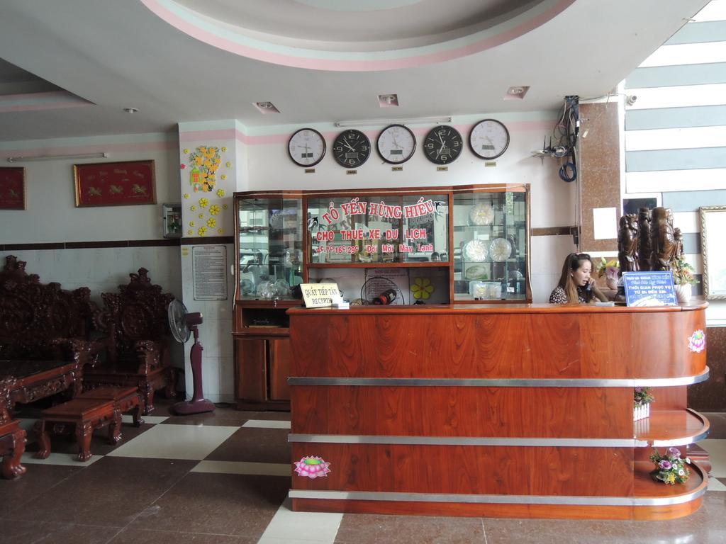 Hung Hieu Hotel My Tho Exterior photo