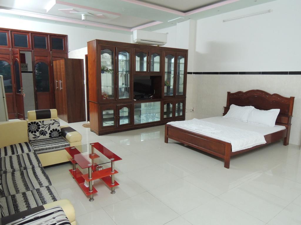 Hung Hieu Hotel My Tho Room photo